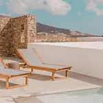 Amarelo Suites