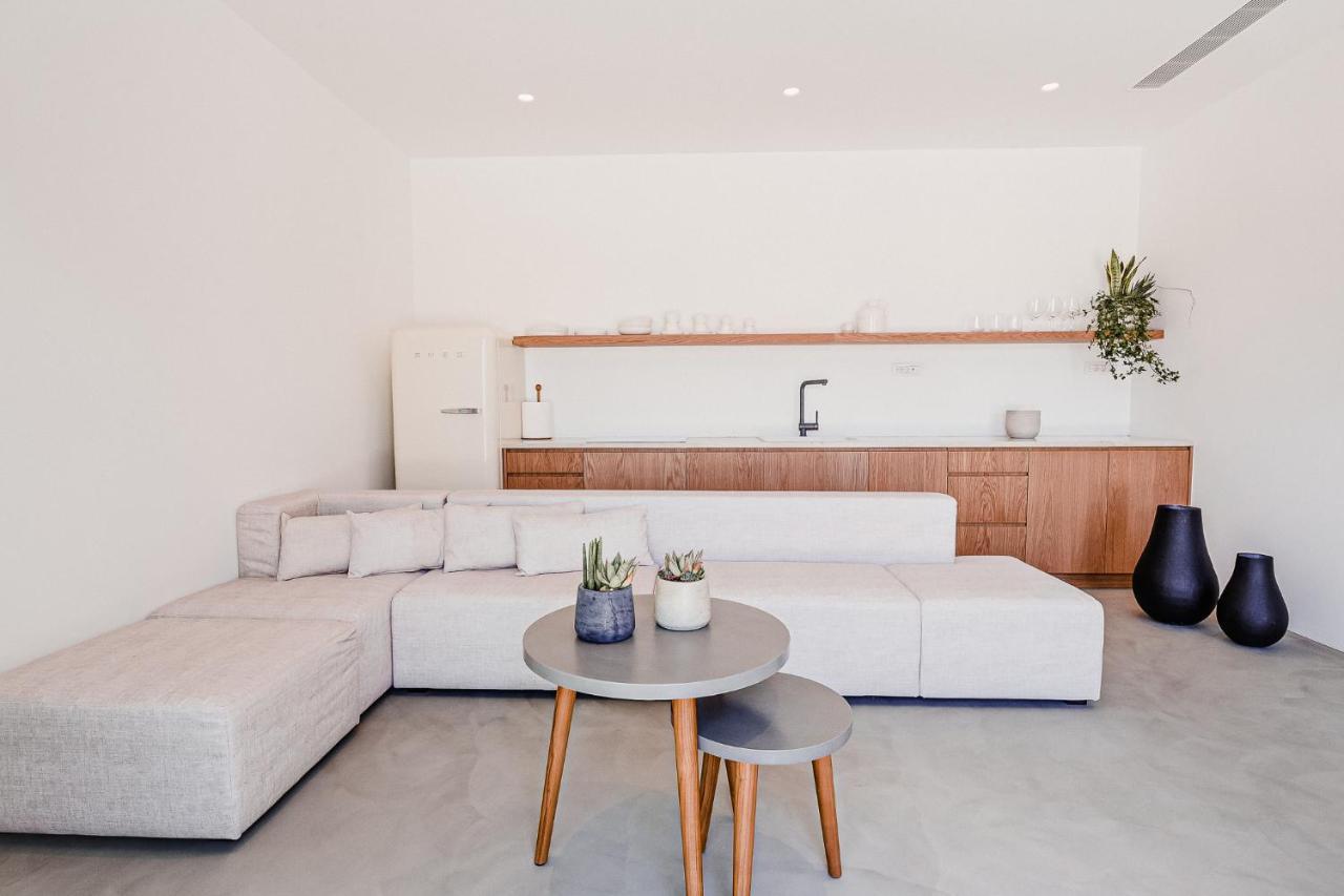 Villa Amarelo Klouvas